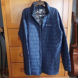 Columbia Men's Navy Puffer Jacket